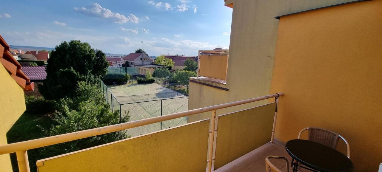 Apartman Viktorie Mikulov Exteriör bild